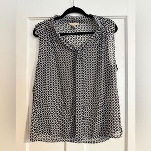 Banana Republic Black and White Geometric Blouse XL